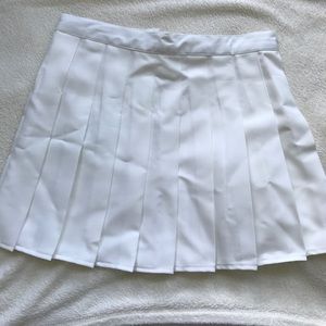 FLASH SALE NWT ✨ American apparel tennis skirt